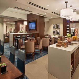 Marriott Downtown At Cf Eaton Centre Hotel